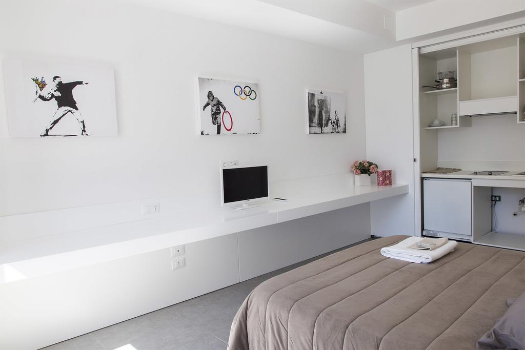 La Chambre Paola Luaran gambar